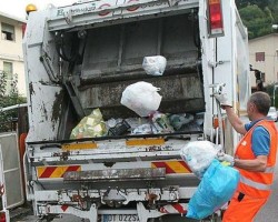 In Sardegna spendiamo 188 euro a testa per i Rifiuti