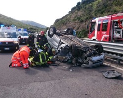 Scontro frontale all’altezza di Monte Pizzinnu