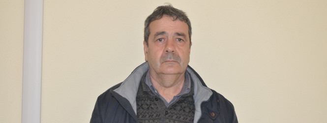 Rubava di notte in un cantiere